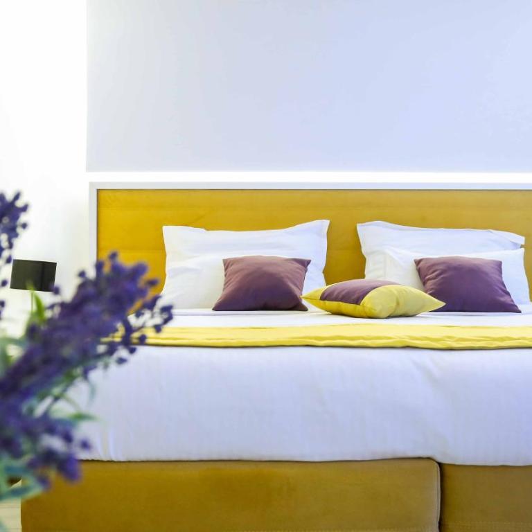 Hotel Boutique Libris - Porodična Soba sa Terasom - 2