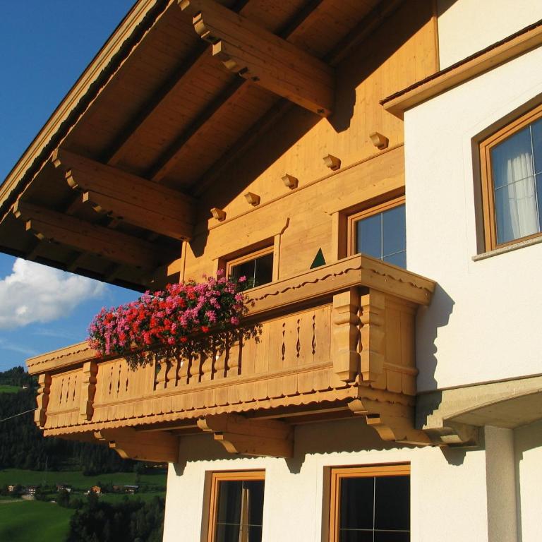 Ferienwohnung Ausblick Zillertal - Apartment mit 2 Schlafzimmern - 1