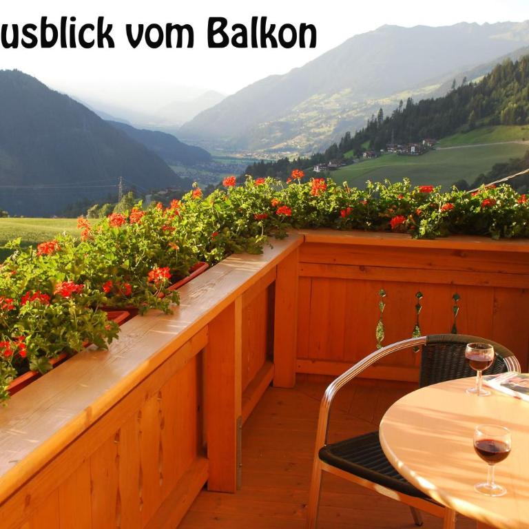 Ferienwohnung Ausblick Zillertal - Apartment mit 2 Schlafzimmern - 3