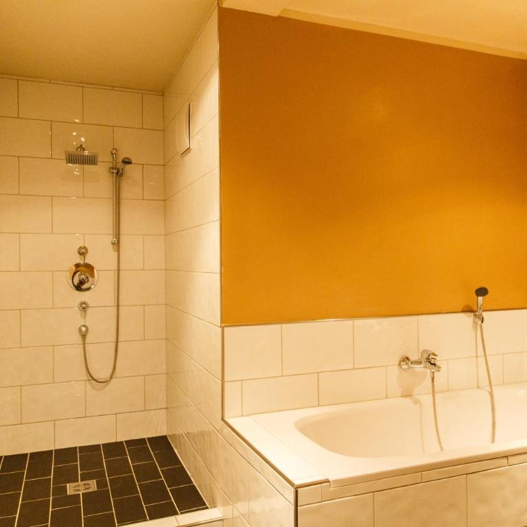 Hotel Salzburg Airport - Suite - 13