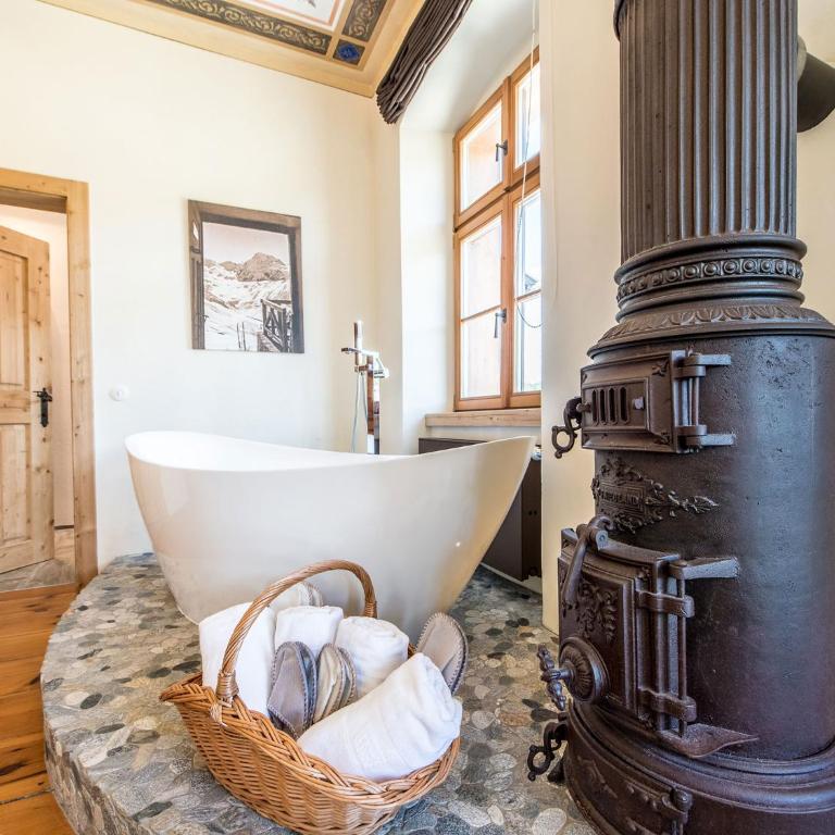 Apartments Ansitz Wildberg - Suite Luxury con Vasca Idromassaggio - 10