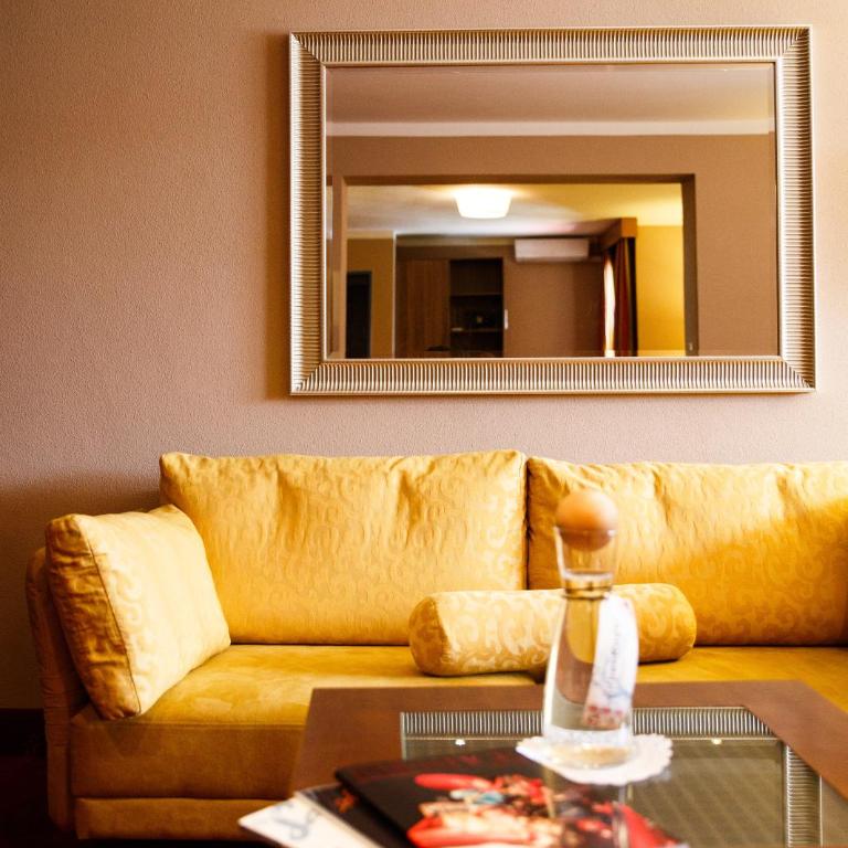 Hotel Salzburg Airport - Suite - 9