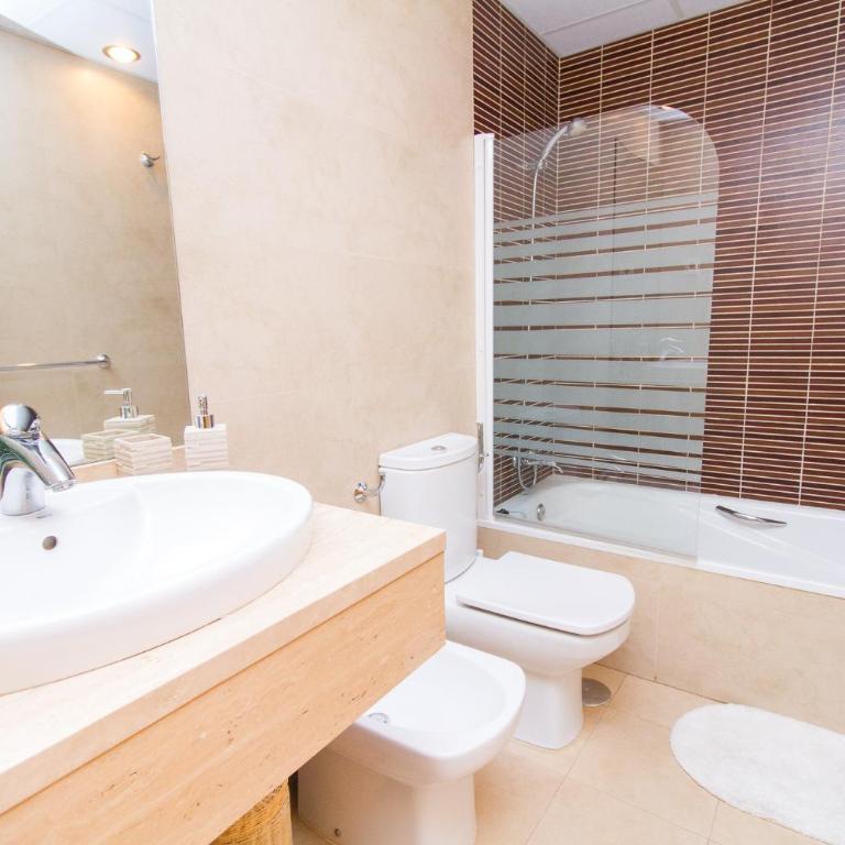WonderStays Apartamentos La Estación - Apartamento de 3 dormitorios - 6