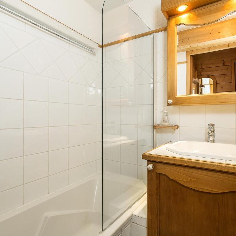 Apartment Refuge de Bellachat, Alpes Agency, Les Houches, Sleeps 4 - Appartement avec Balcon - 7