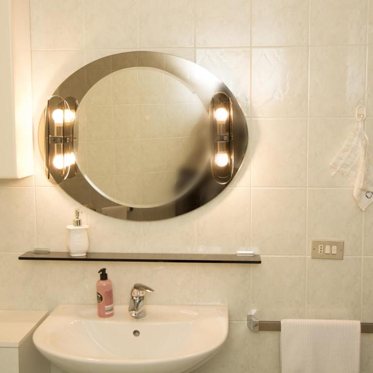 Casa di Gina - Appartamento con 2 Camere da Letto - 11