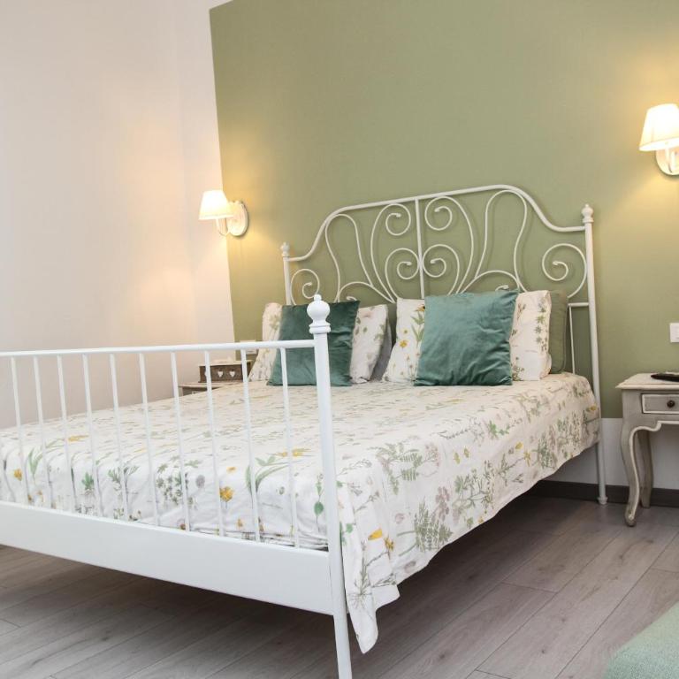 Carducci - Triple Room with Private Bathroom - 5