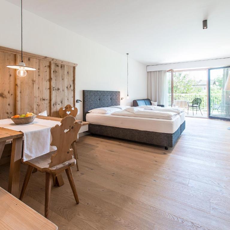 Boutique-Hotel Ballguthof am Golfplatz - Deluxe Superior Suite with Terrace - 4