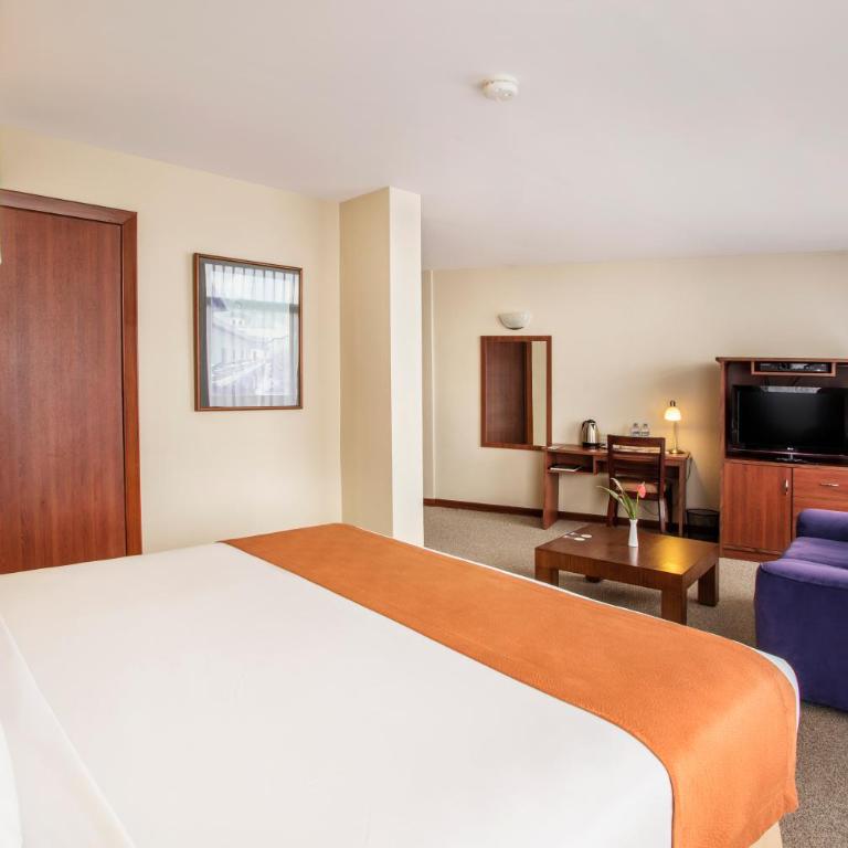 Hotel Quito - Suite Clásica - 2