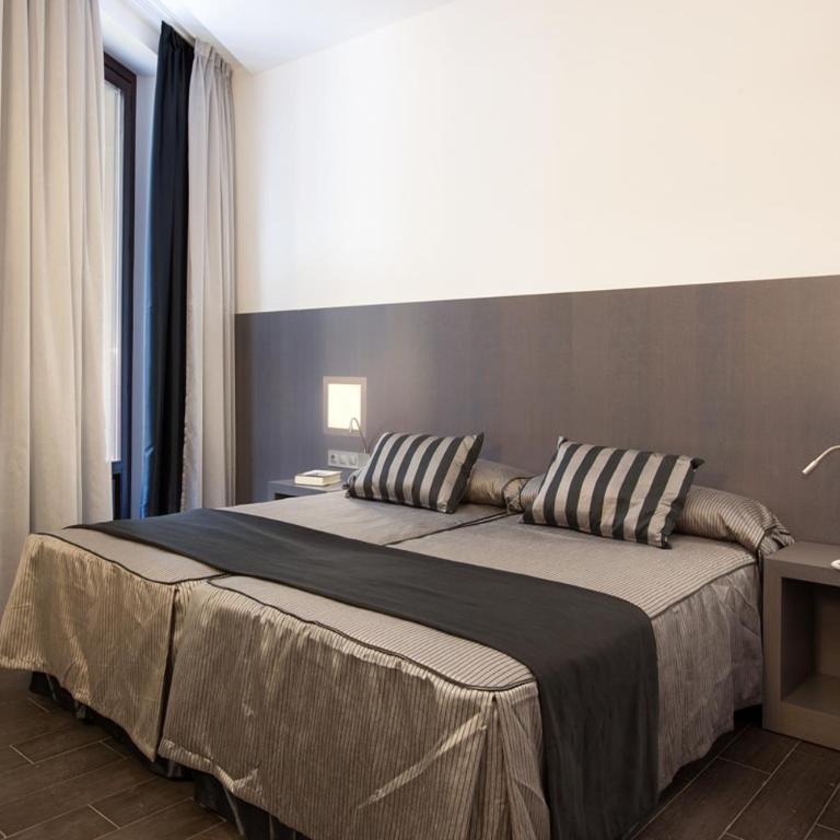 Dalia Ramblas - Superior Double or Twin Room - 2