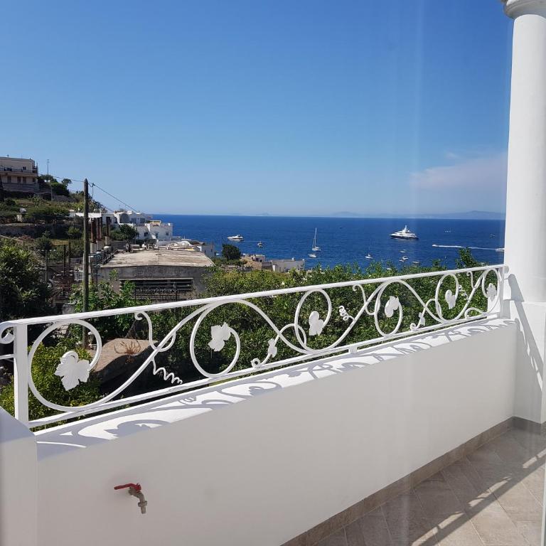 Casa Gaia - Camera Superior Matrimoniale/Doppia con Letti Singoli con Vista Mare - 7