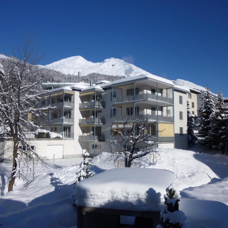 Valbella - Apartment mit Blick auf die Berge - 1