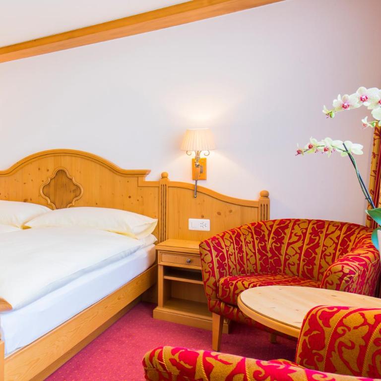 Hotel Excelsior - Deluxe Doppelzimmer mit Balkon und Blick auf das Matterhorn - 5