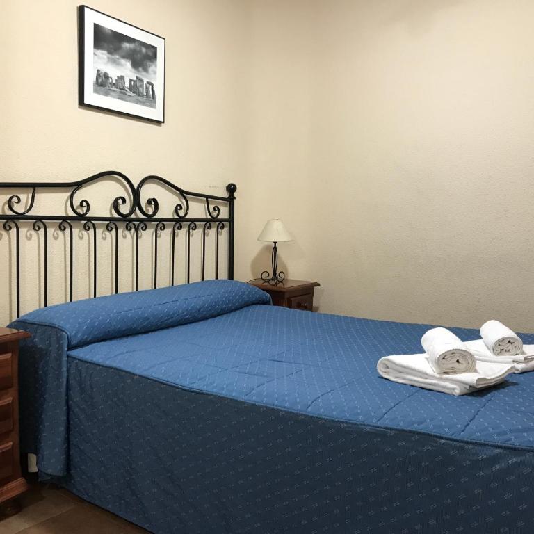 Hostal El Pilar - Double or Twin Room - 13