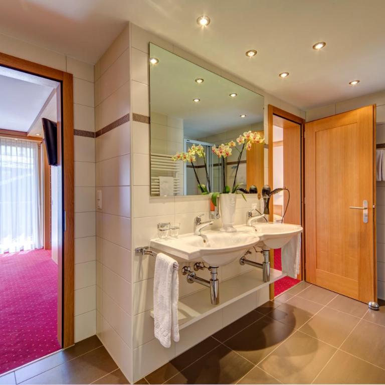 Hotel Excelsior - Suite mit Balkon und Blick auf das Matterhorn - 7