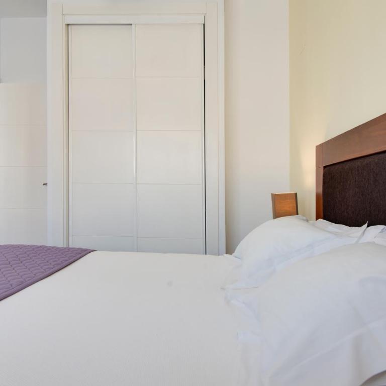 Arts Victoria Málaga - Apartamento Superior - 10