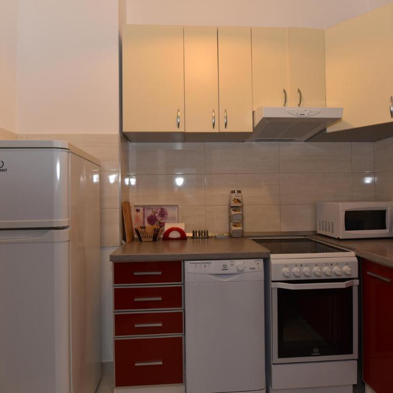 Lux Apartments Kristina - Apartment with Sea View - 7
