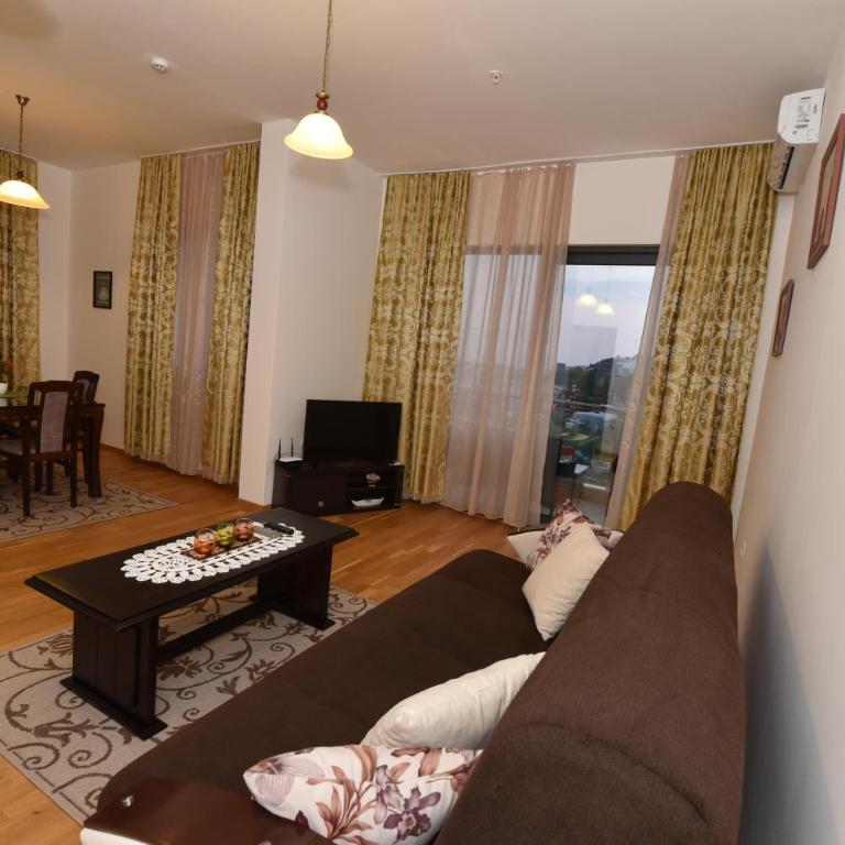 Lux Apartments Kristina - Apartment with Sea View - 1