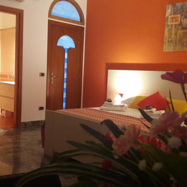 B&B Cornelia - Camera Tripla con Bagno Privato - 9