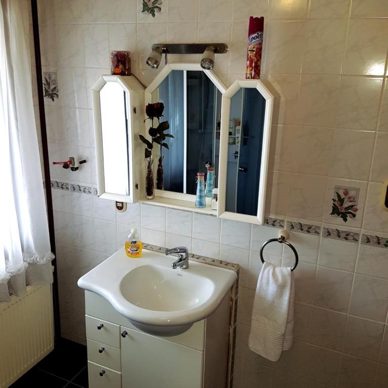 La Casa Guesthouse - Habitación Familiar con baño compartido - 9