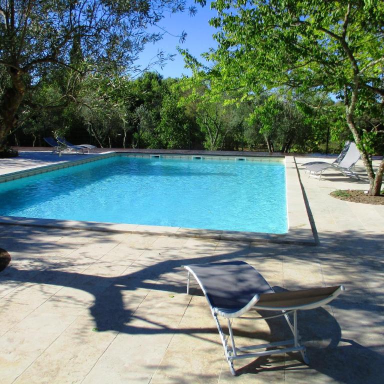 Le mas des Lilas - Appartement - Vue sur Piscine - 6