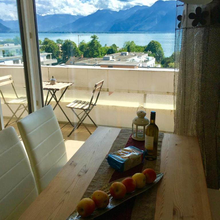 Spacious Apartment amazing View 35 - Apartment mit Seeblick - 11