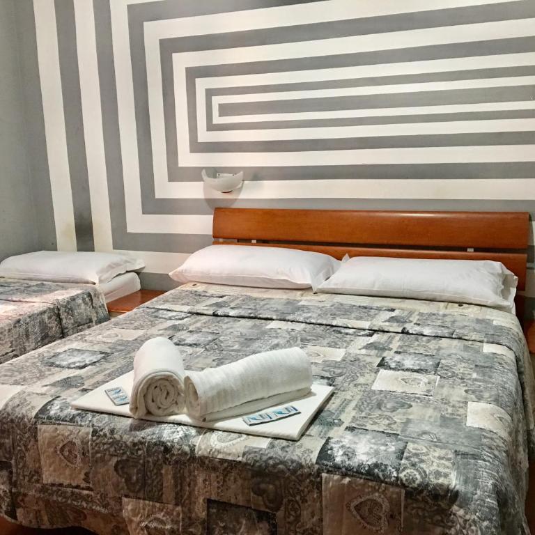 Hi Termini - Triple Room with Outside Private Bathroom - 20