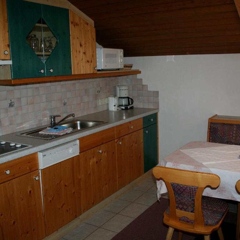 Haus Schönblick - Apartment Retro mit 1 Schlafzimmer - 2