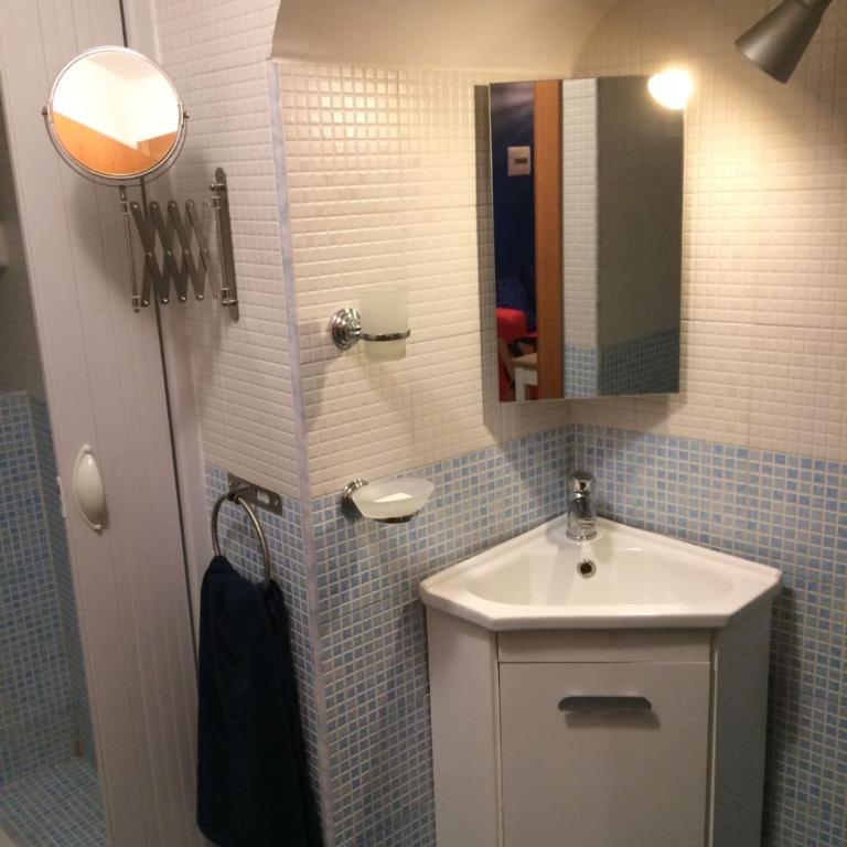 Casa Colore - One-Bedroom Apartment - 14