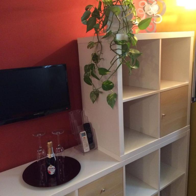 Casa Colore - One-Bedroom Apartment - 9