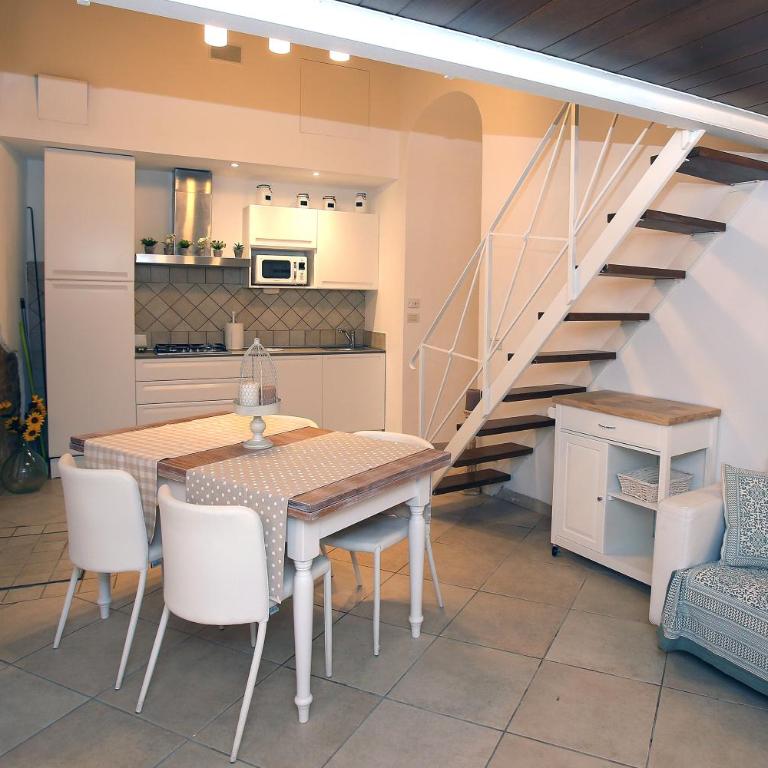 Casa Vezzosa - Apartment - Ground Floor - 5