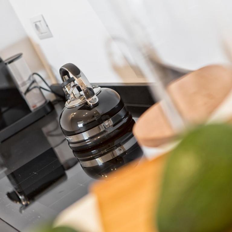Luxury Suites Collection - Milano 33 - Deluxe Suite with Sea View - 18