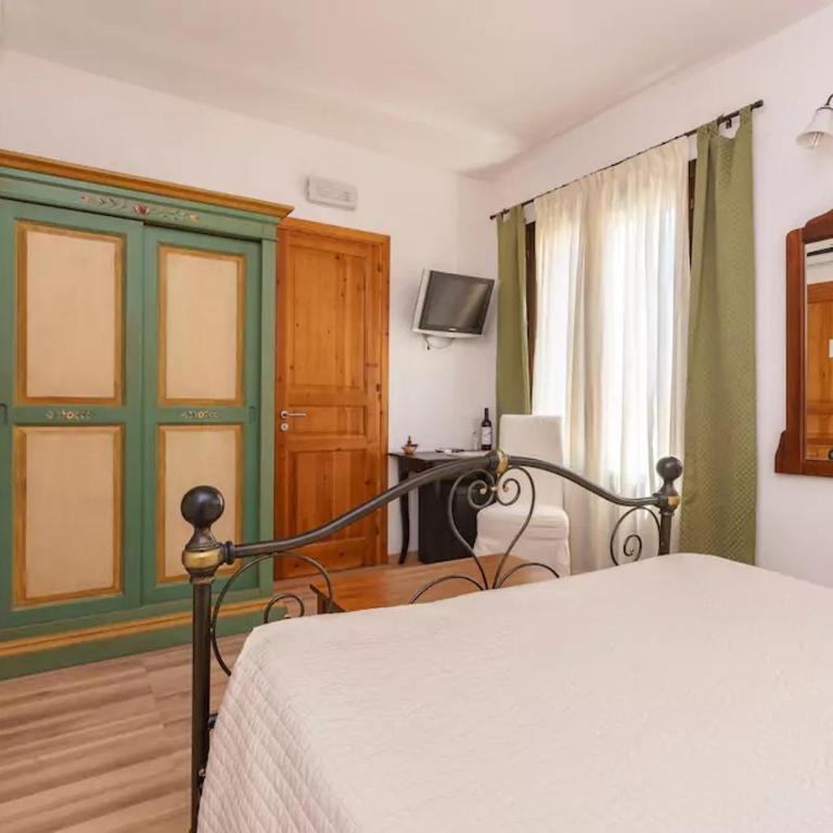 Residence Mareluna - Camera Matrimoniale con Bagno Privato - 3