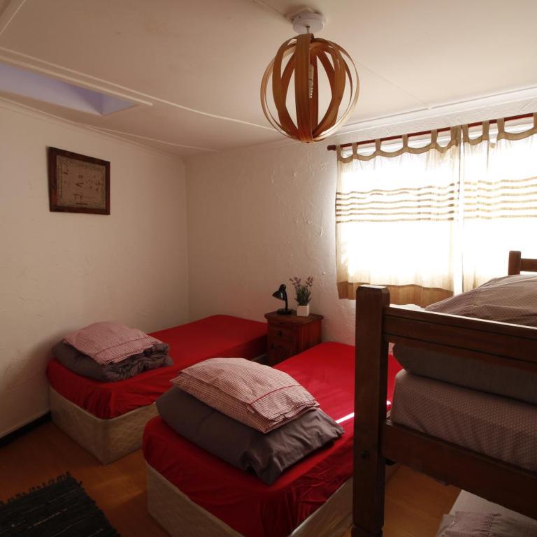 Backpacker's Hostel Iquique - Habitación Triple Básica con baño compartido - 2