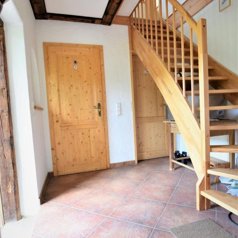 Ferienhaus Dirnbacher Hütte - Familienzimmer mit Balkon - 21