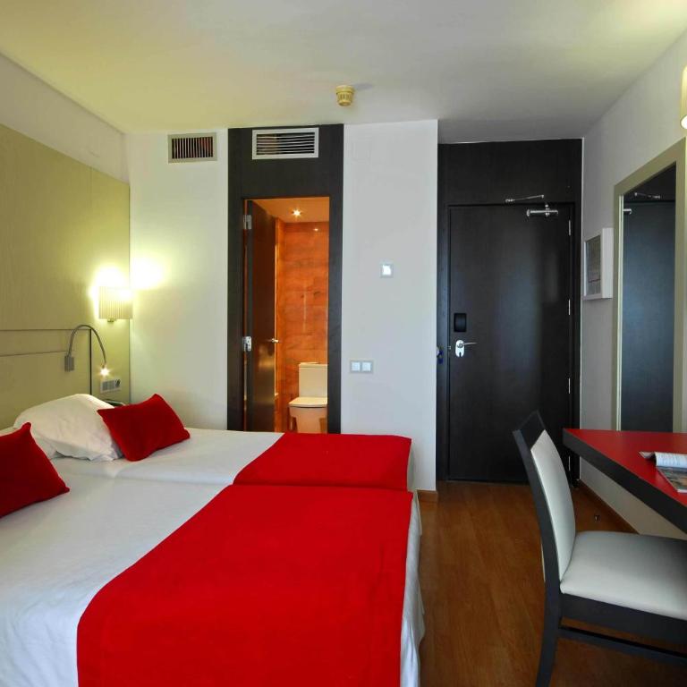 Grupotel Gravina - Quintuple Room - 1