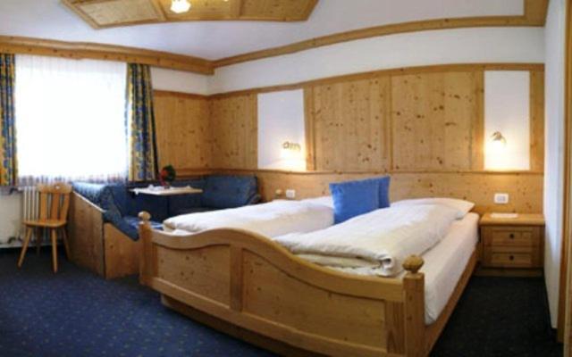Garni Jasmin - Standard Double Room - 8