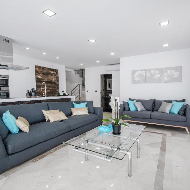 Gorgeous 170 sq.m. penthouse with sea view terraces - Apartamento Ático - 31