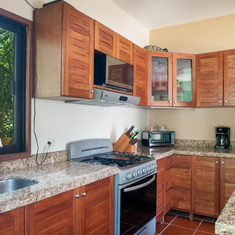 Casa Anita - Relaxing Home Steps from the Puerto Morelos Beach - Two-Bedroom House - 3