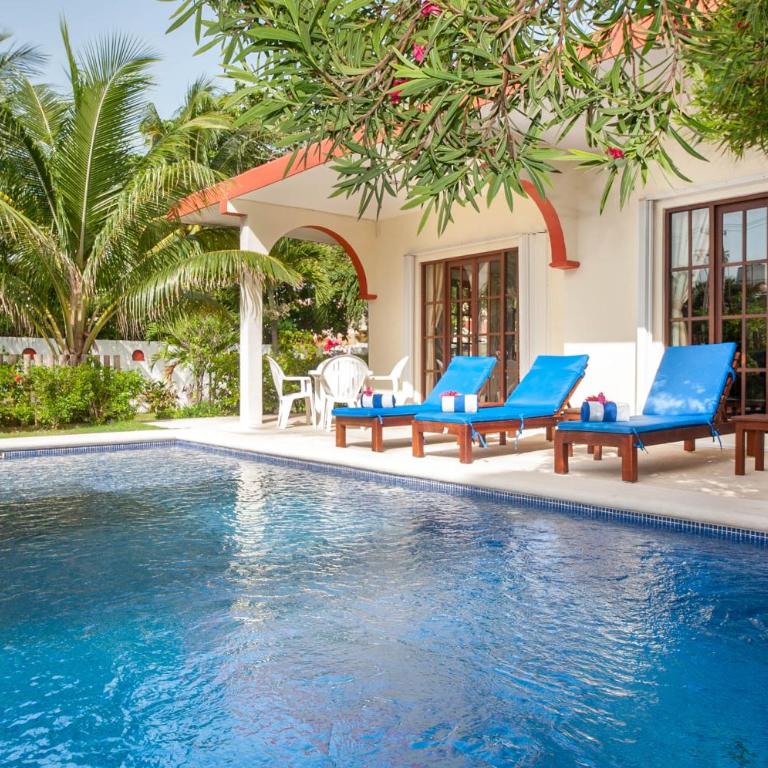 Casa Anita - Relaxing Home Steps from the Puerto Morelos Beach - Two-Bedroom House - 1