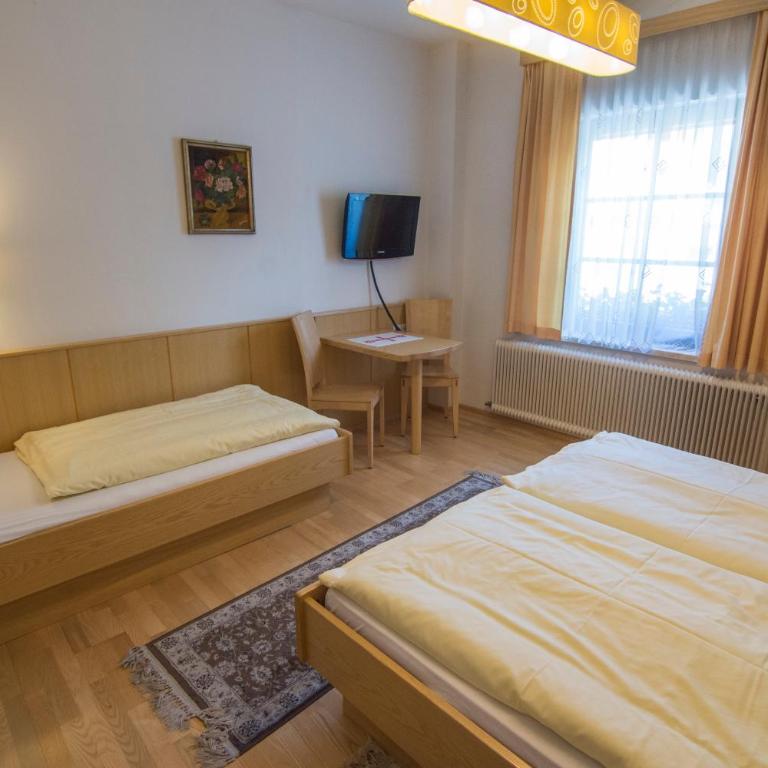 Triebenerhof - Dreibettzimmer - 4