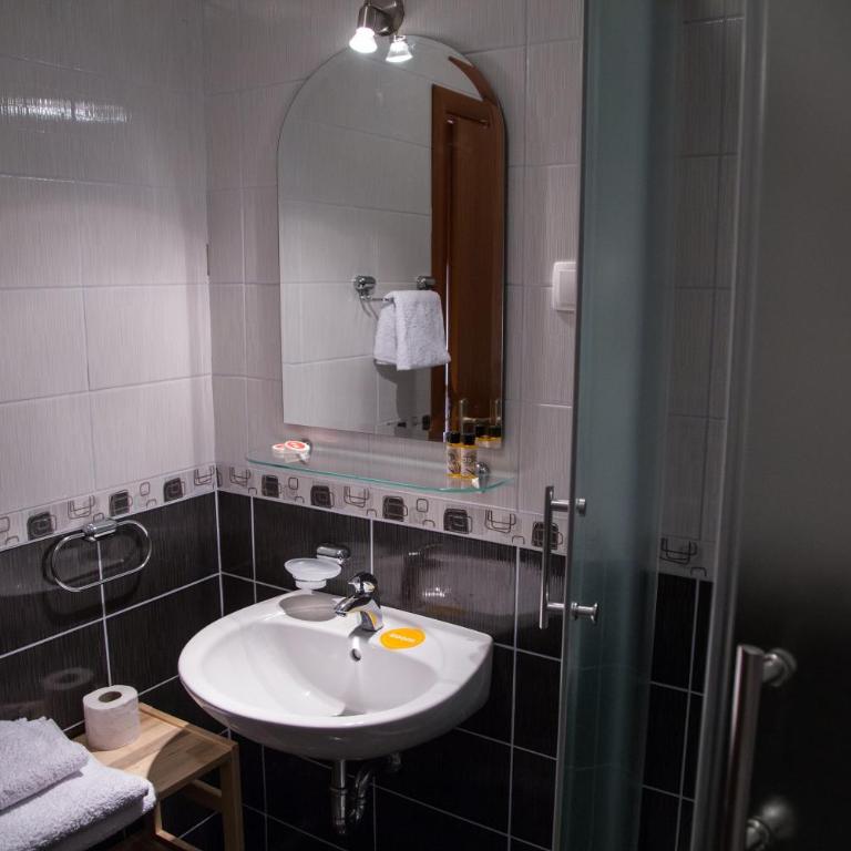 Villa Sky - Dvokrevetna Soba sa Bračnim Krevetom - 5