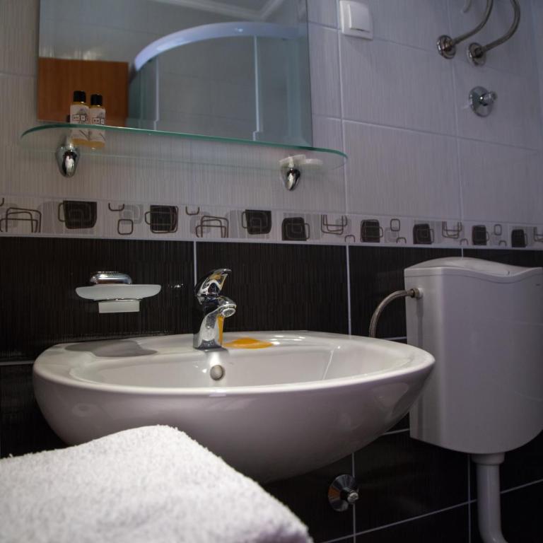 Villa Sky - Standardna Dvokrevetna Soba sa Bračnim Krevetom - 2