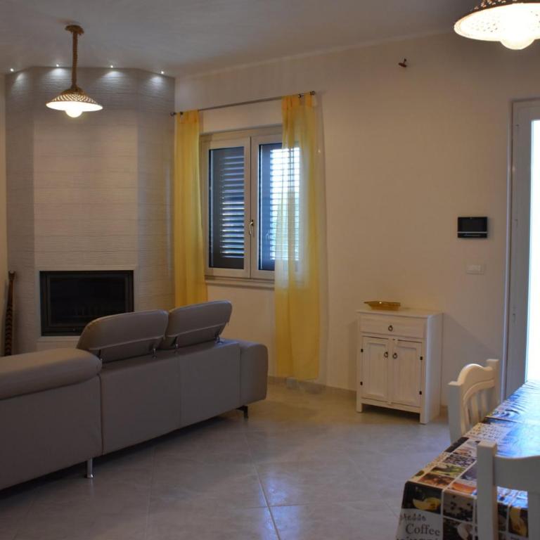 Appartamenti in villa Alessia - Appartamento con 2 Camere da Letto - 58