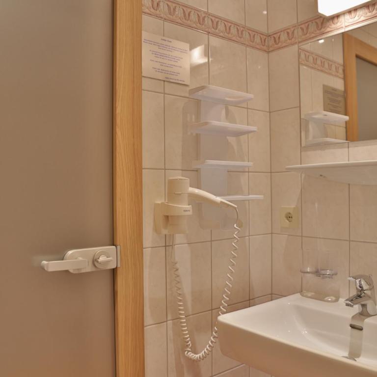 Haus Waldheim - Classic Dreibettzimmer - 2