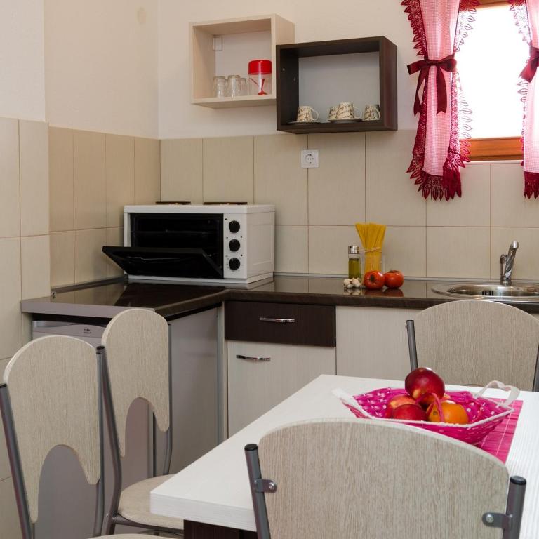 Apartmani Maja Sokobanja - Apartman sa Balkonom - 11