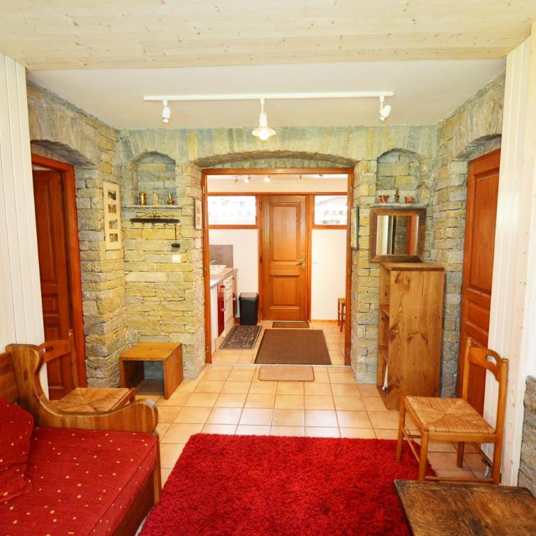 Chalet Champraz - Free Parking - Two-Bedroom Chalet - 9