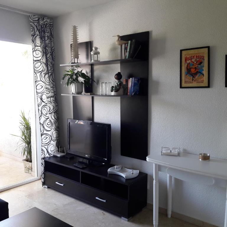 Albir Sunshine Apartments - Apartment with Balcony - 7