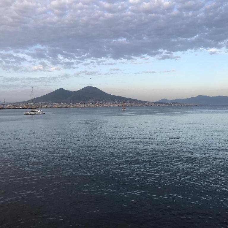 Napoli Com'era - Double Room with Balcony - 23