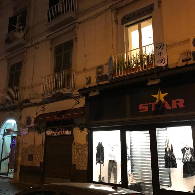 Napoli Com'era - Large Double or Twin Room - 38