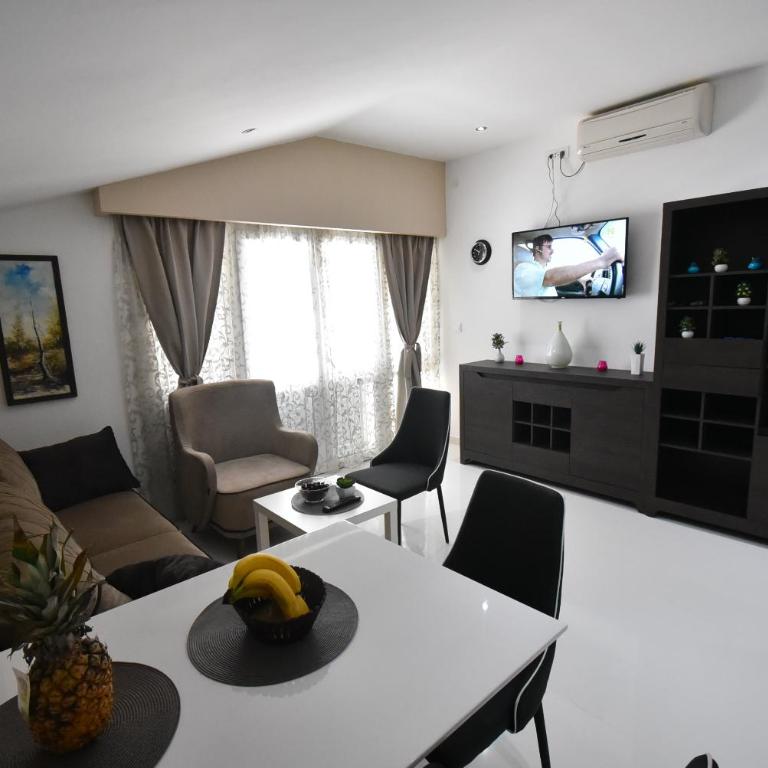 Apartment Aqua - Apartment with Sea View - 2